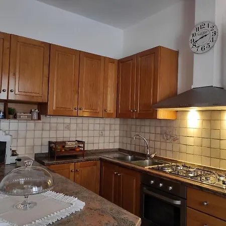 Fiorifreschi-home Bed & Breakfast